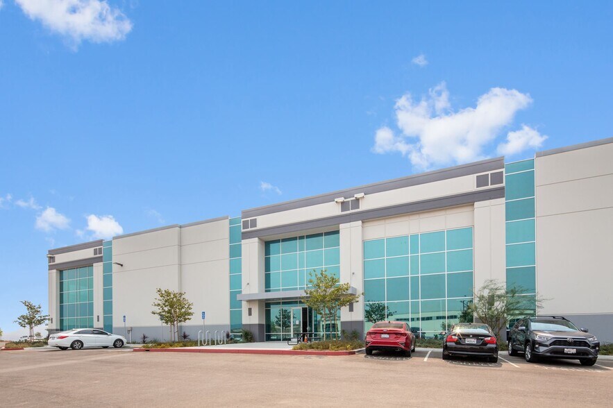 More Photos Of 28790 Chase Pl, Valencia Industrial For Sale