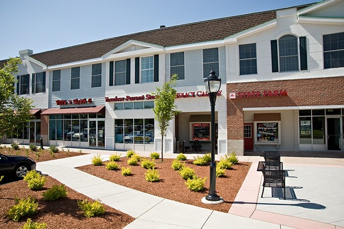 More Photos Of 55 Welles St, Glastonbury Storefront For Lease