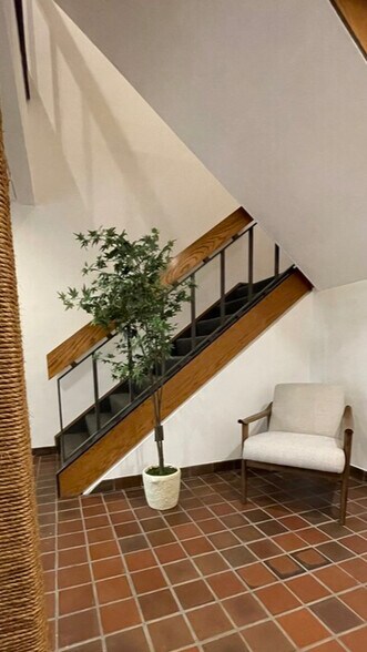 More Photos Of 5101 Thimsen Ave, Minnetonka Medical For Lease