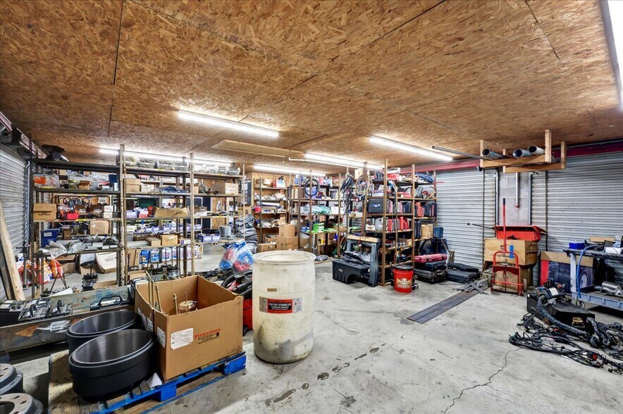 More Photos Of 133 W Blue Lick Rd, Shepherdsville Auto Repair For Sale