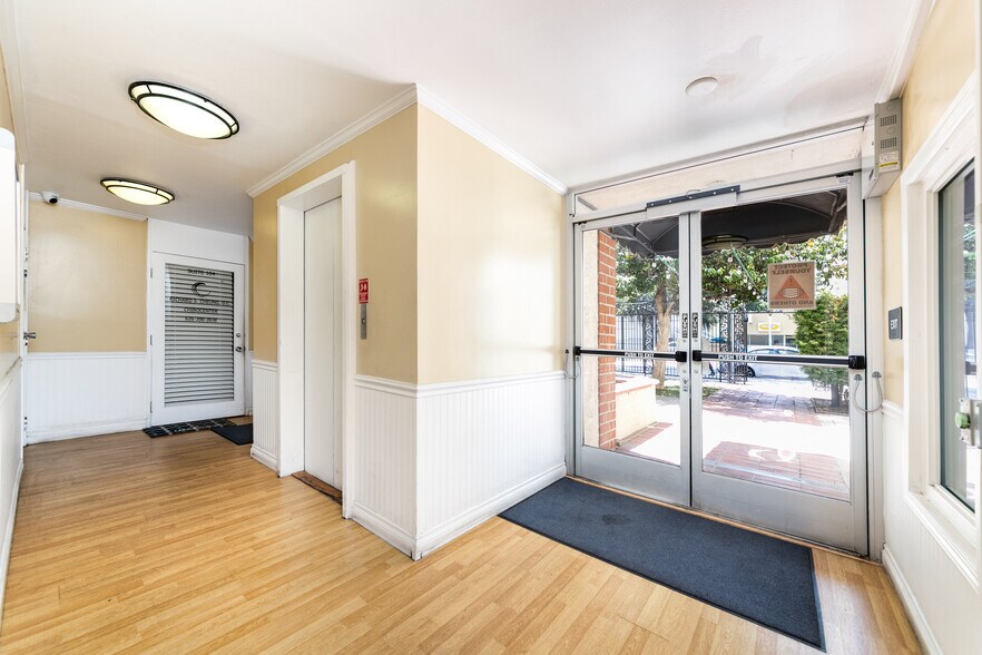 More Photos Of , Pasadena Unknown For Sale