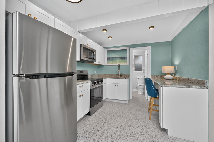 More Photos Of 1130 Gulf Blvd, Englewood Apartments For Sale