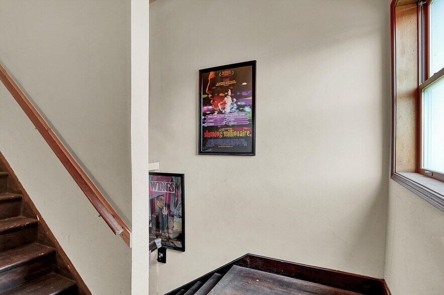 More Photos Of 111 S Walnut St, Edinburgh Theater Concert Hall For Sale