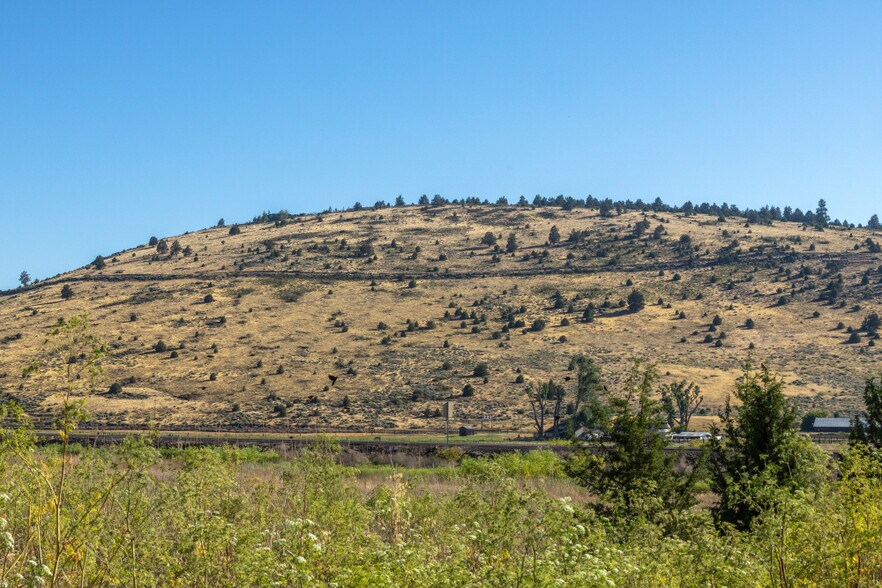 Primary Photo Of N Hwy 97, Klamath Falls Land For Sale
