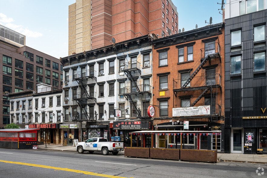 More Photos Of 92-96 3rd Ave, New York Apartments For Lease