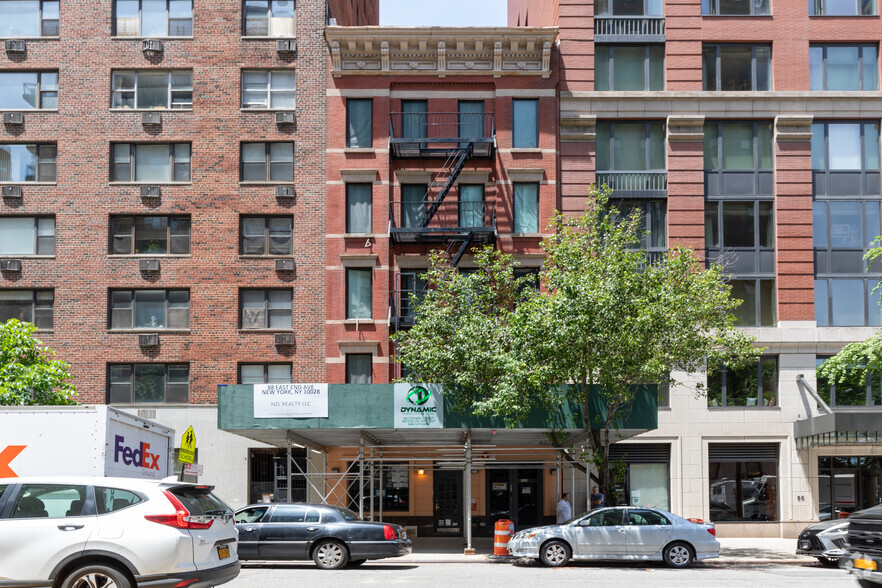 Primary Photo Of 88 East End Ave, New York Apartments For Sale