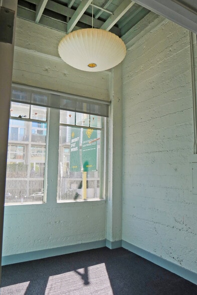 More Photos Of 844-846 Folsom St, San Francisco Flex For Lease