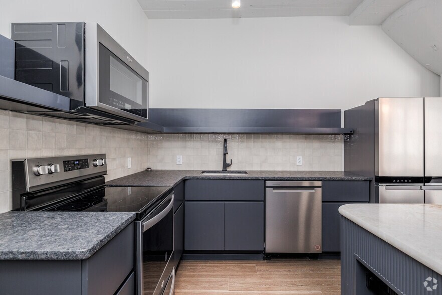 More Photos Of 401 E State St, Ithaca Apartments For Lease