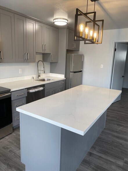 More Photos Of 693 San Bruno Ave, Brisbane Apartments For Sale