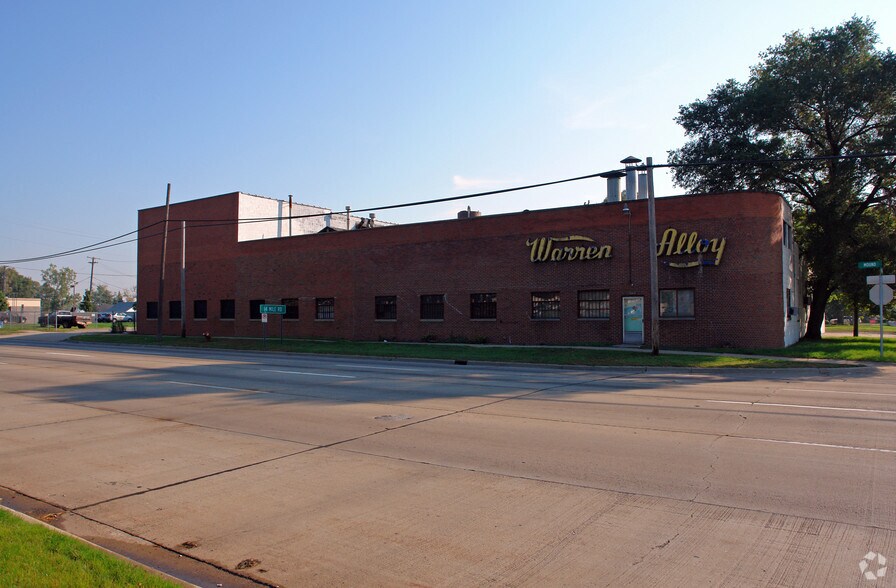 More Photos Of 32800 Mound Rd, Warren Warehouse For Sale