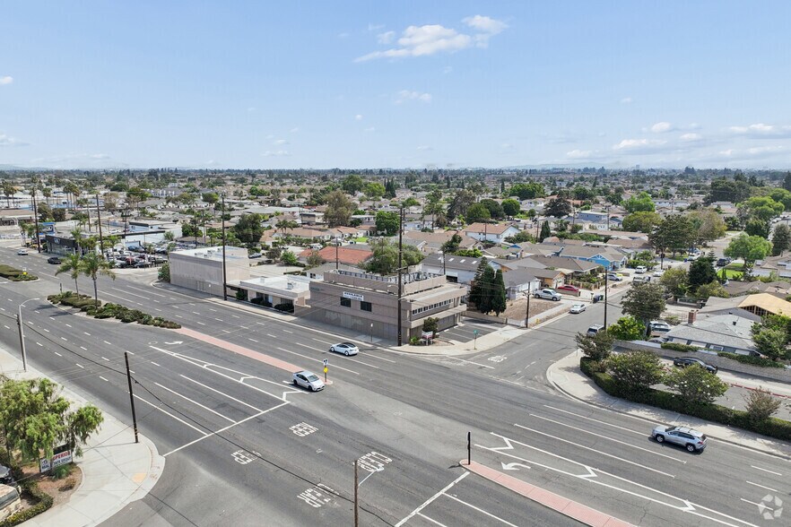 More Photos Of 13822 Beach Blvd, Westminster Office For Sale