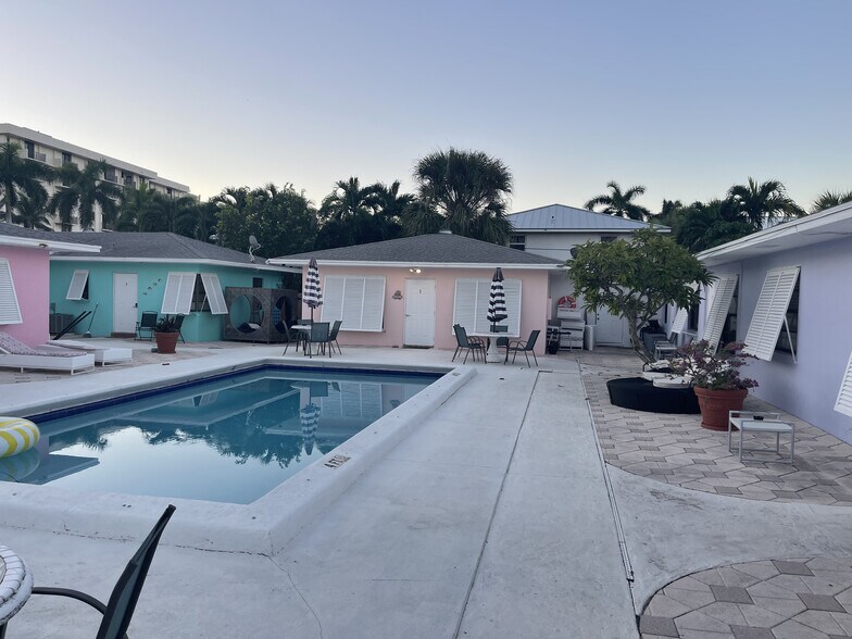 More Photos Of 100 Sandal Ln, Palm Beach Shores Apartments For Sale