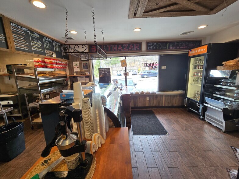 More Photos Of 224 Sparta Ave, Sparta Restaurant For Sale