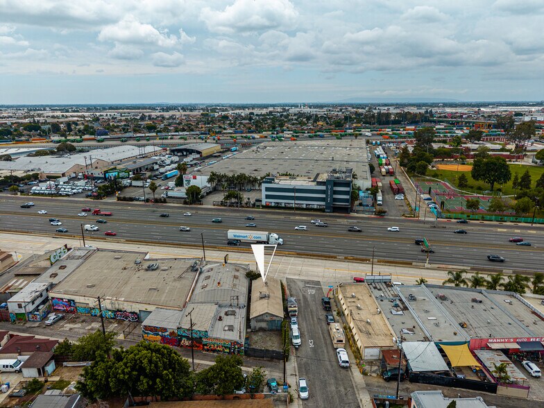 More Photos Of 4901 Telegraph Rd, East Los Angeles Flex For Sale