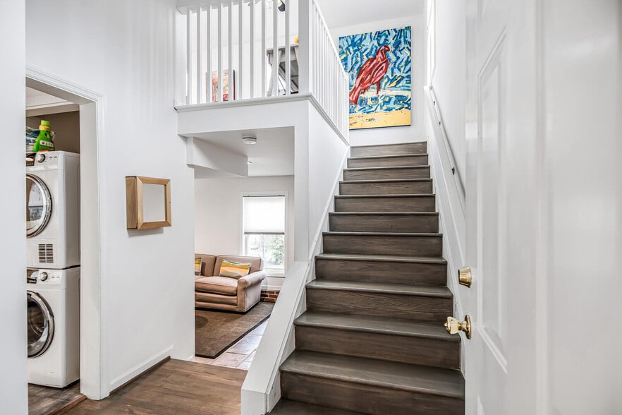More Photos Of 2809 Azalea Pl, Nashville Loft Creative Space For Sale
