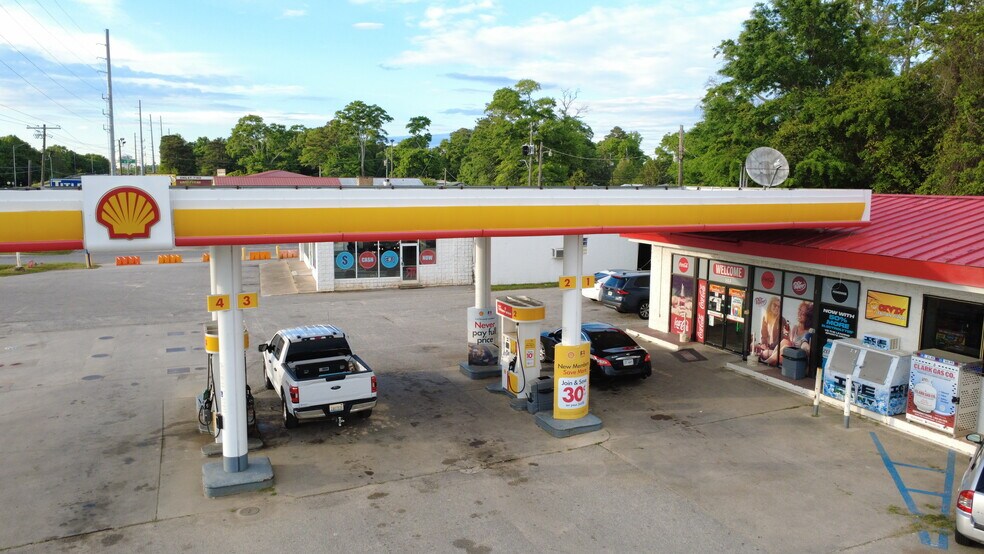More Photos Of 303 Hwy 31, Bay Minette Convenience Store For Sale