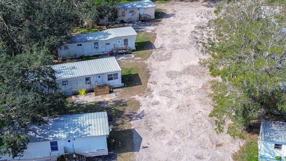 More Photos Of 425 18th St SE, Ruskin Manufactured Housing Mobile Home Park For Sale