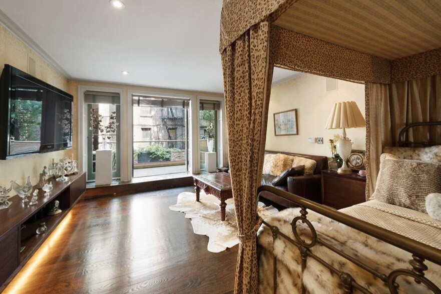 More Photos Of 321 E 84th St, New York Apartments For Sale