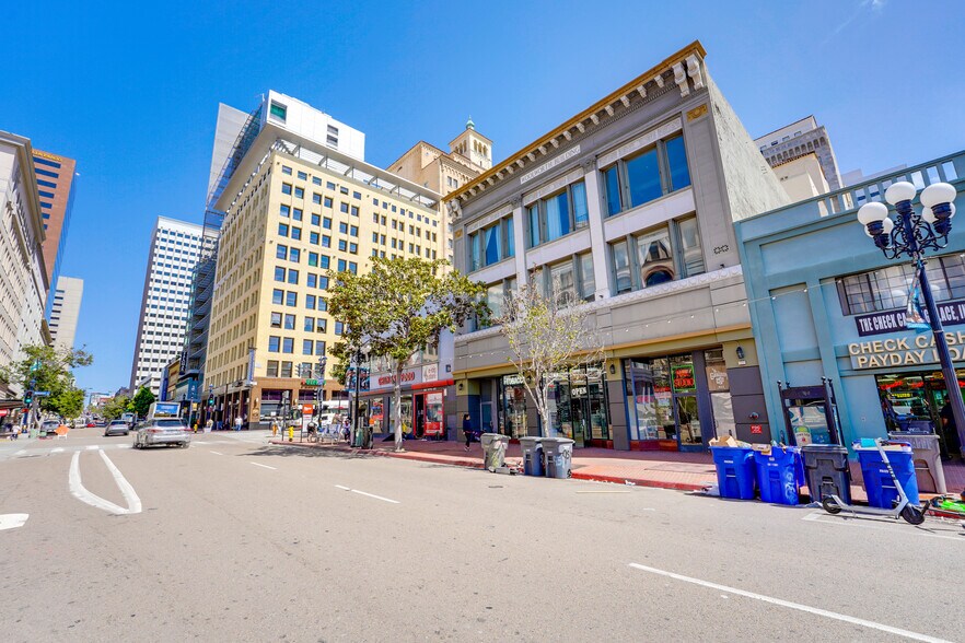 More Photos Of 951-955 5th Ave, San Diego Storefront Retail Residential For Lease