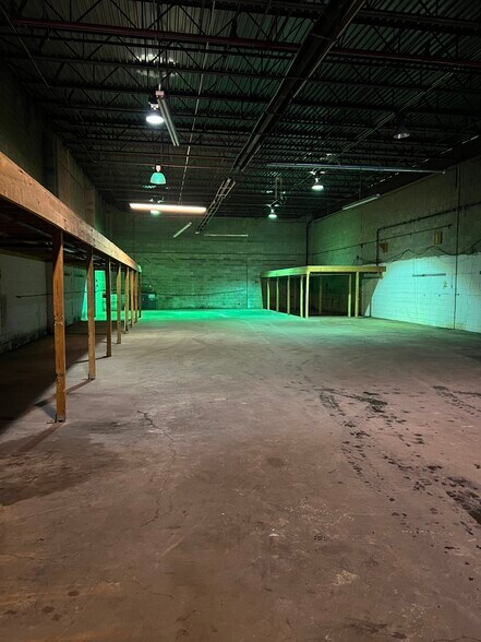 More Photos Of 4151 Boston Rd, Bronx Parking Garage For Lease