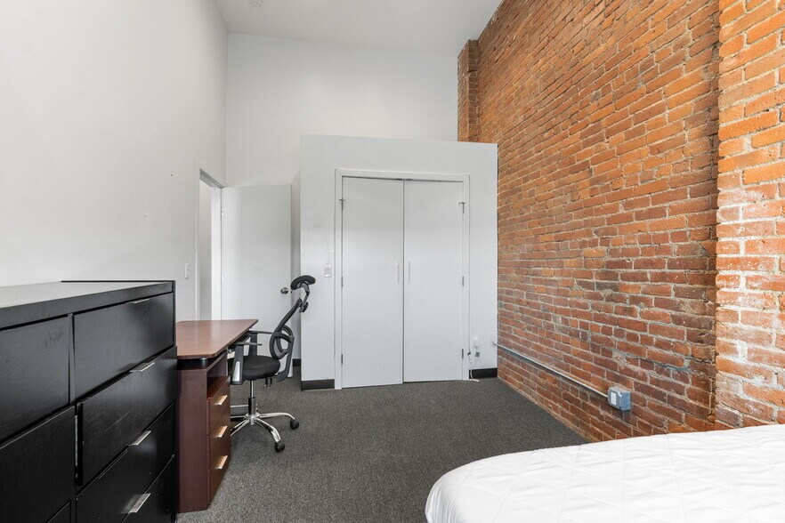 More Photos Of 123 Court St, Binghamton Apartments For Sale