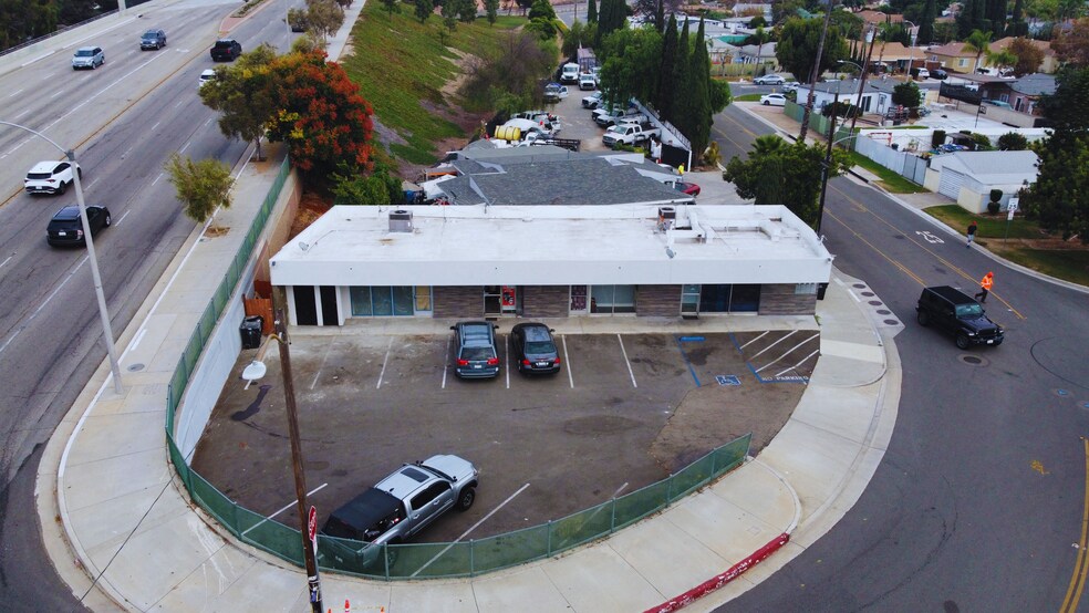 More Photos Of 2329-2335 W Sequoia Ave, Anaheim Storefront Retail Office For Lease