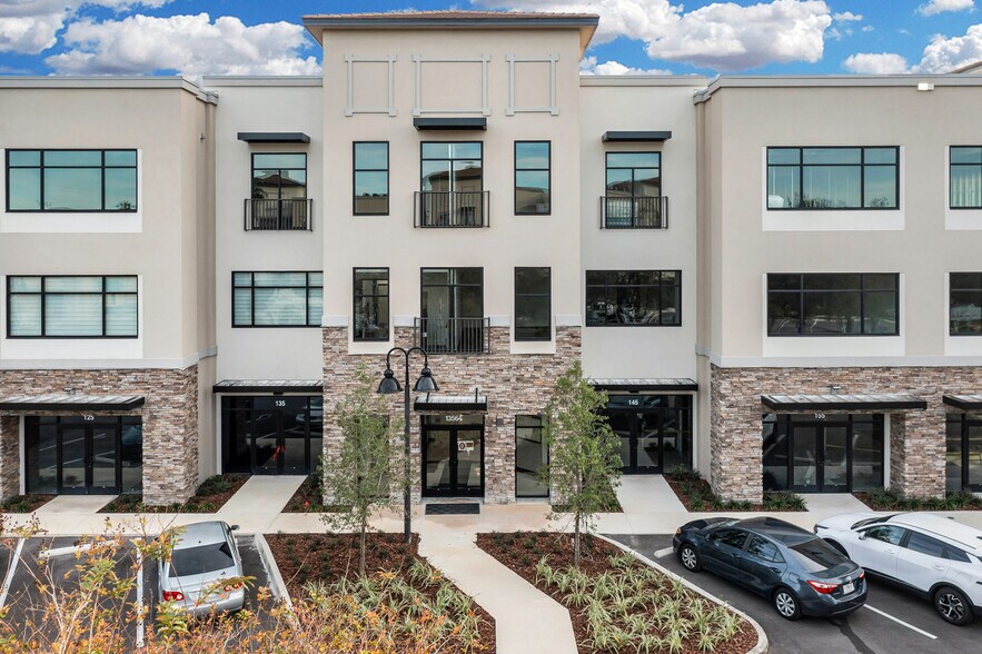 More Photos Of 13564 Village Park Dr, Orlando Office For Lease