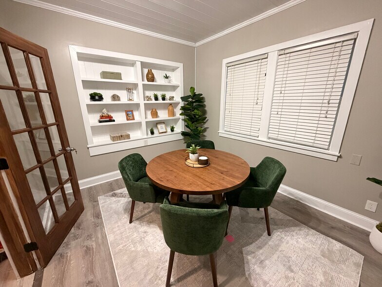 More Photos Of 490 S Perry St, Lawrenceville Coworking Space