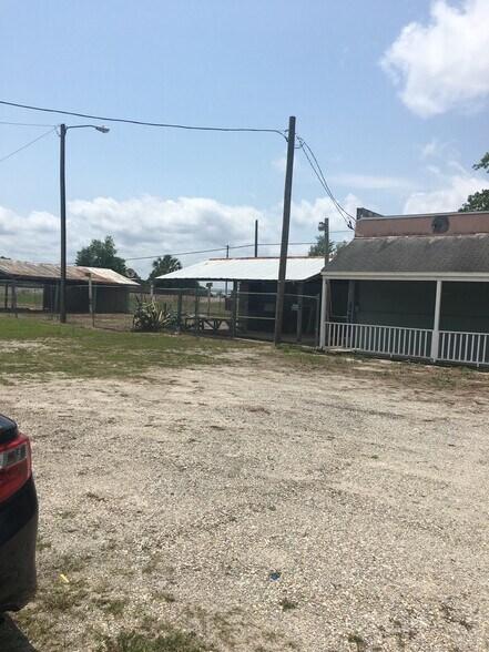 More Photos Of 2046 US Highway 17 N, Seville Auto Dealership For Sale