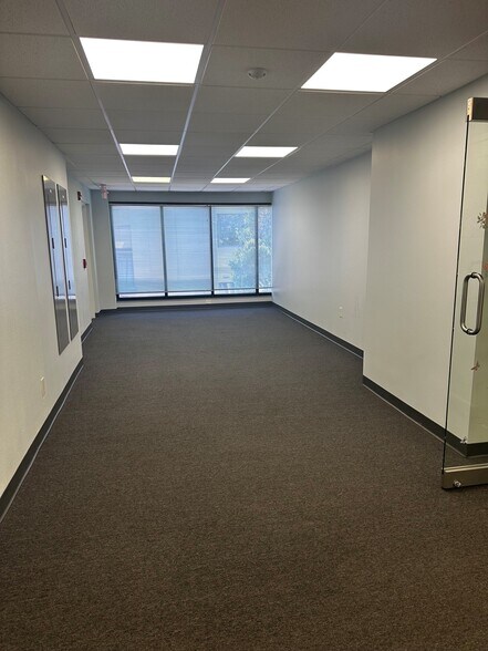 More Photos Of 8807 Sudley Rd, Manassas Office For Lease