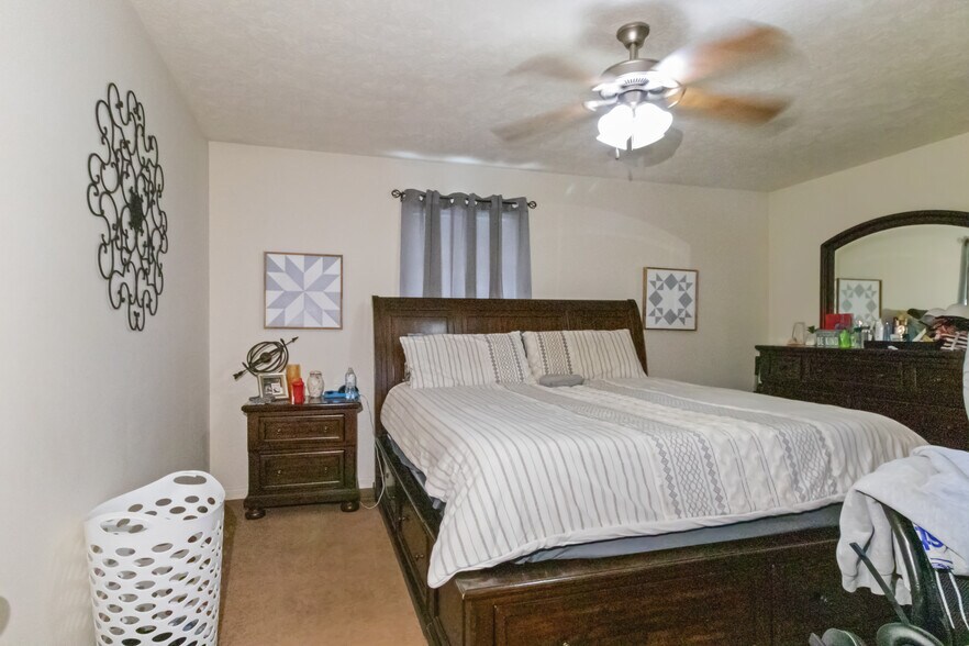 More Photos Of 104-114 Highway 259, Portland Apartments For Sale