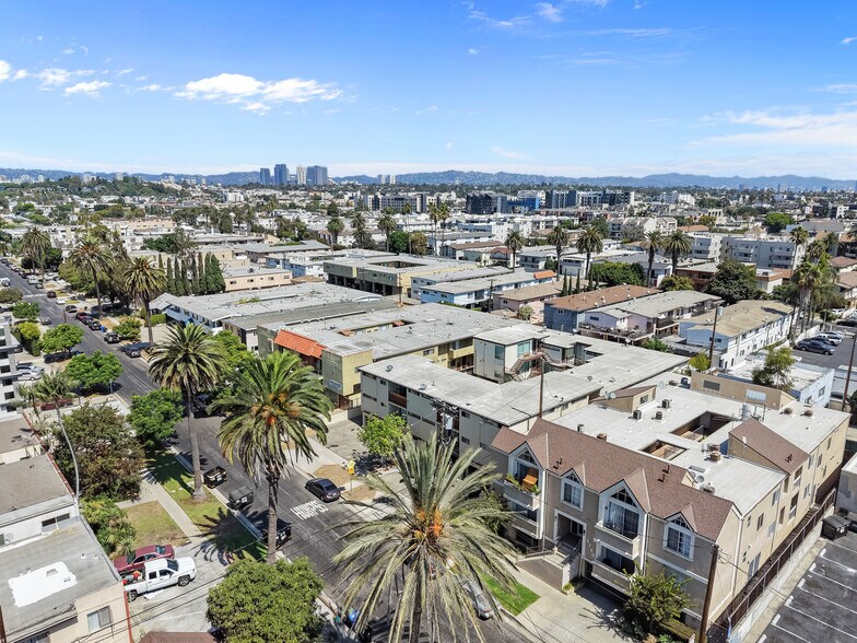 More Photos Of 3750 Midvale Ave, Los Angeles Apartments For Sale