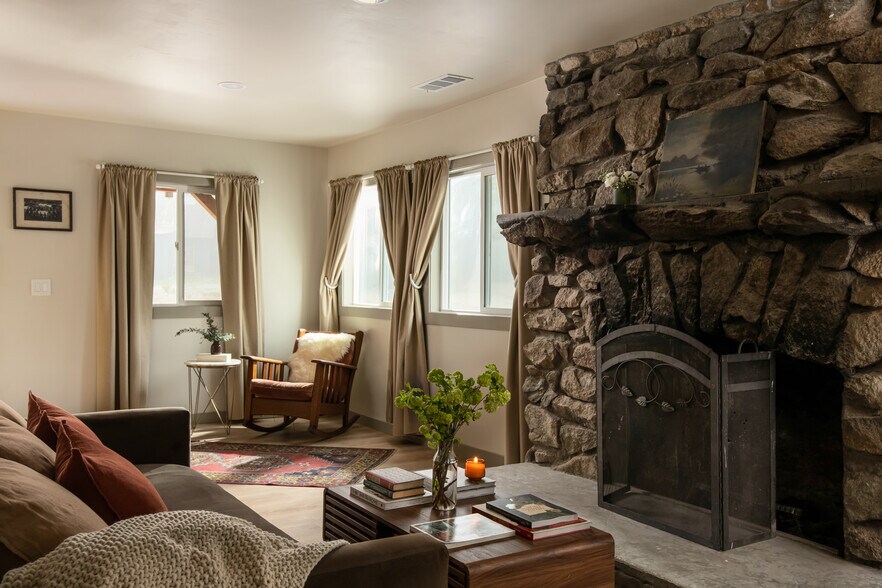 More Photos Of 25807 State Highway 189, Twin Peaks Hotel For Sale