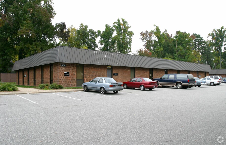 More Photos Of 409 Parkway Ave, Greensboro Unknown For Lease