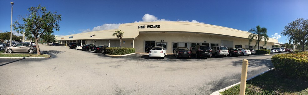 More Photos Of 9823 E Hibiscus St, Miami General Retail For Lease