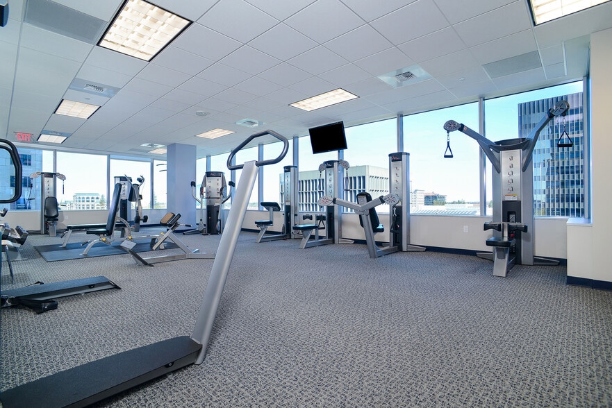 More Photos Of 500 Capitol Mall, Sacramento Office For Sale