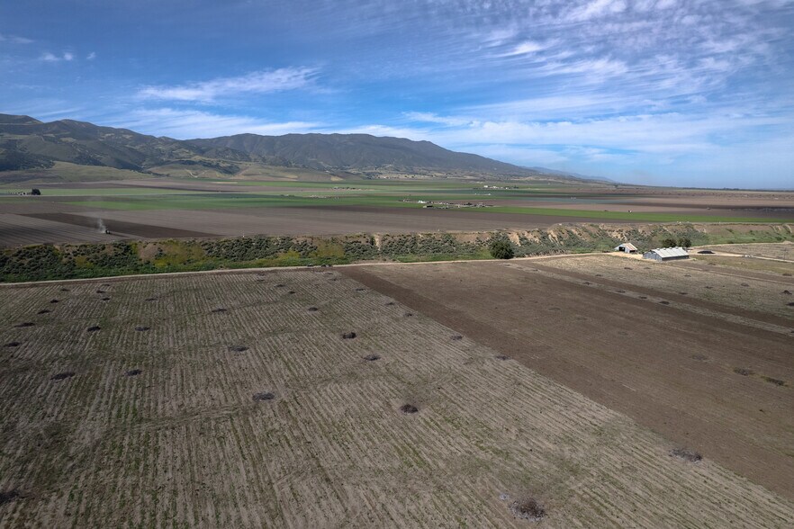 More Photos Of 41460 Los Coches Rd, Soledad Land For Sale