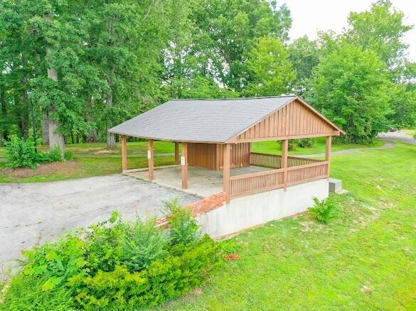 More Photos Of 853 E 4th St, London Office For Sale