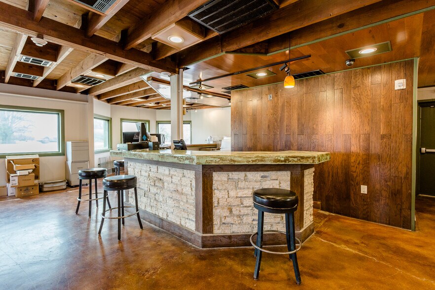 More Photos Of 15407 Highway 36, Needville Restaurant For Sale