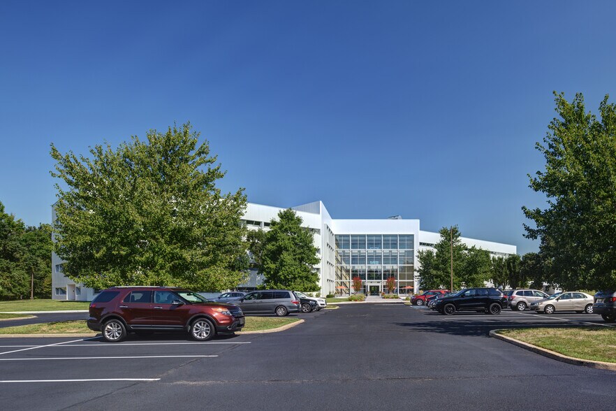 More Photos Of 500 College Rd E, Princeton Office For Lease
