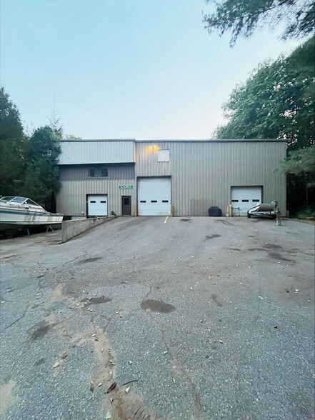 Primary Photo Of 7 Industrial Pky, Brunswick Warehouse For Sale