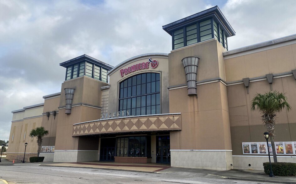 Primary Photo Of 30500 Al-181, Spanish Fort Movie Theatre For Sale