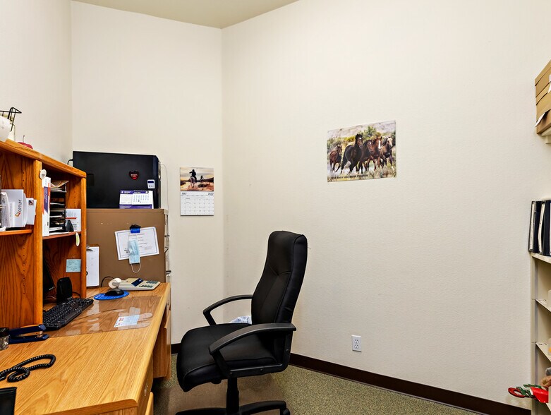 More Photos Of 916 Indiana Ave, Pueblo Medical For Sale