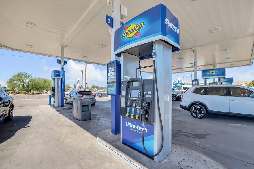 More Photos Of 1045 N 24th St, Phoenix Service Station For Sale