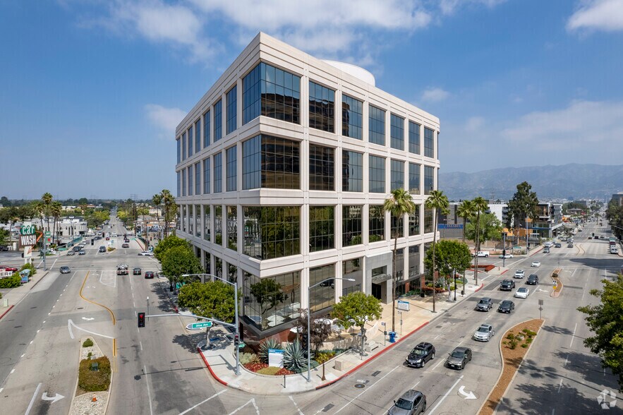 More Photos Of 3601 W Olive Ave, Burbank Office For Lease