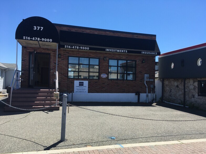 More Photos Of 377 Woodcleft Ave, Freeport Storefront Retail Residential For Sale