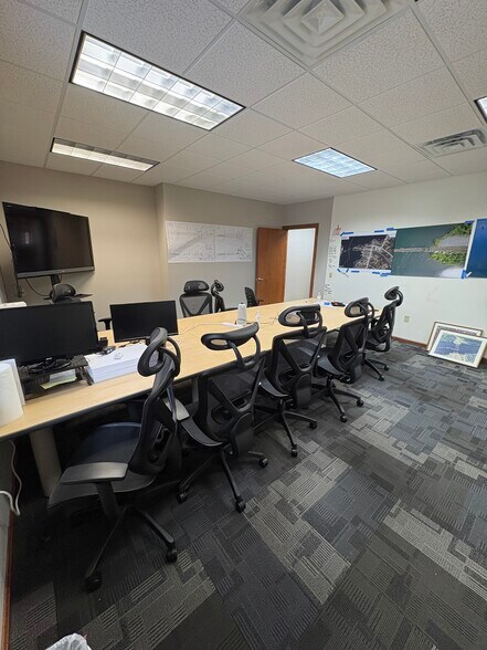 More Photos Of 4257 Southtowne Dr, Eau Claire Office For Lease
