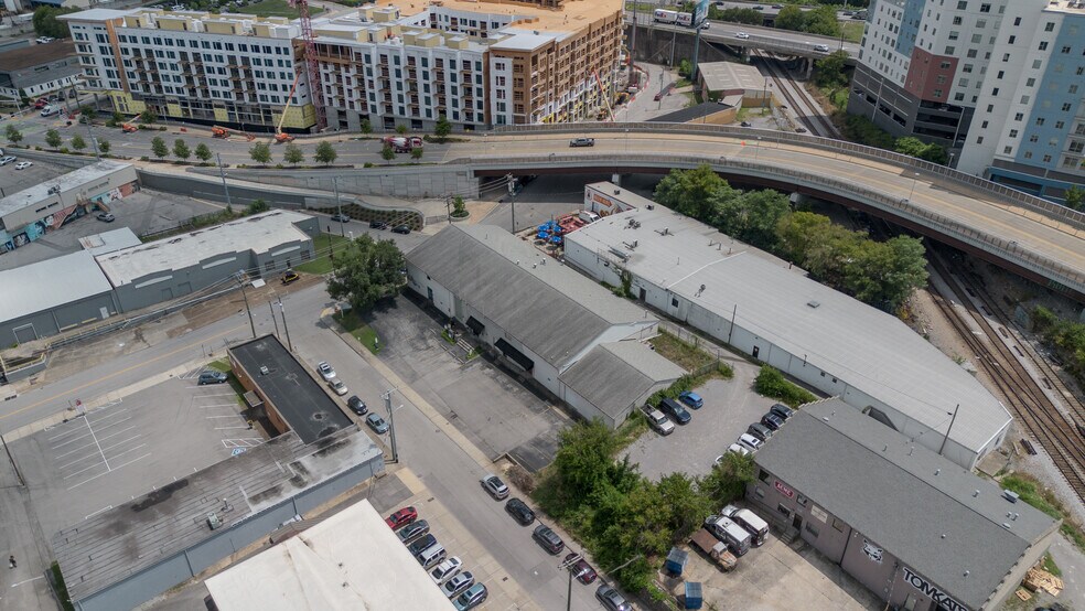 More Photos Of , Nashville Unknown For Sale