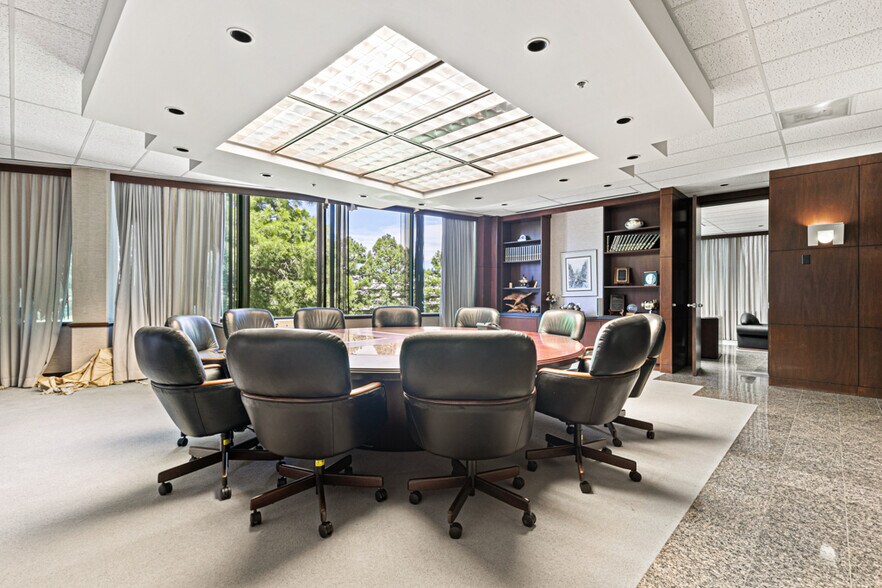 More Photos Of 601 S Sanden Blvd, Wylie Medical For Lease