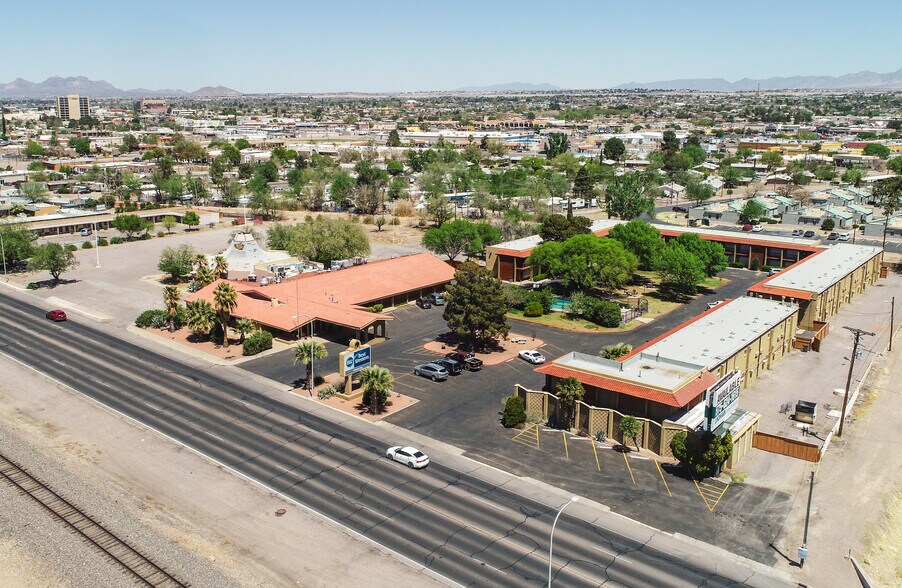 More Photos Of 1765 S Main St, Las Cruces Hotel For Sale